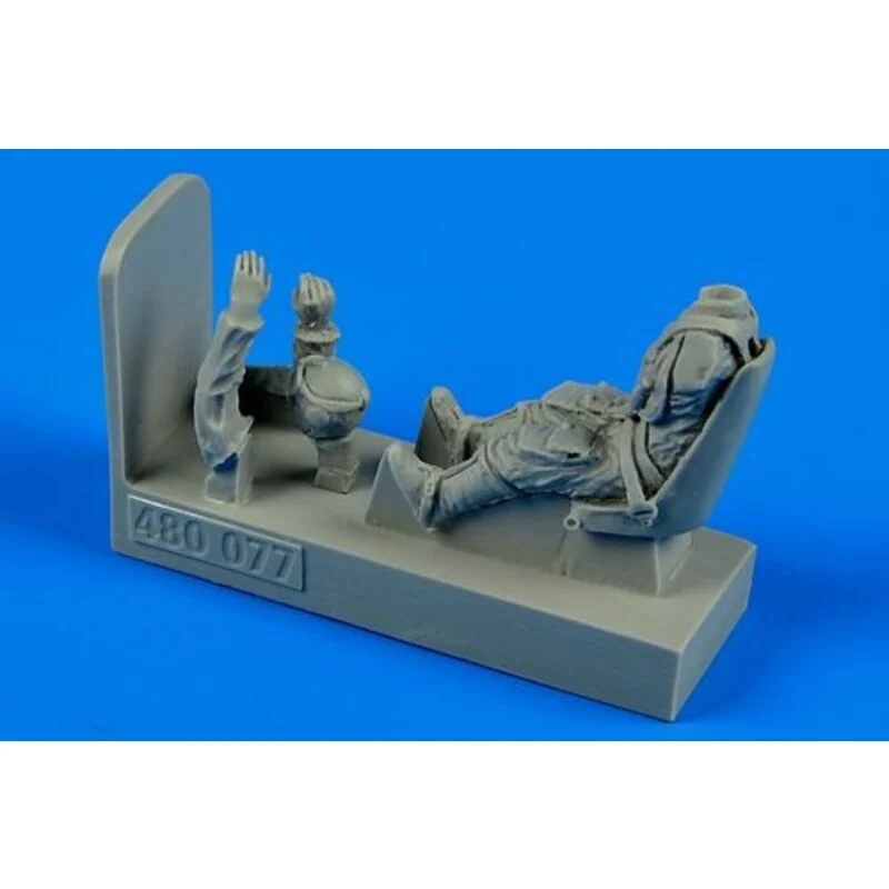 Aires Figurine German WWII Luftwaffe Pilot With Seat Bf 109E For 1 Aires Figurine German WWII Luftwaffe Pilot With Seat Bf 109E For