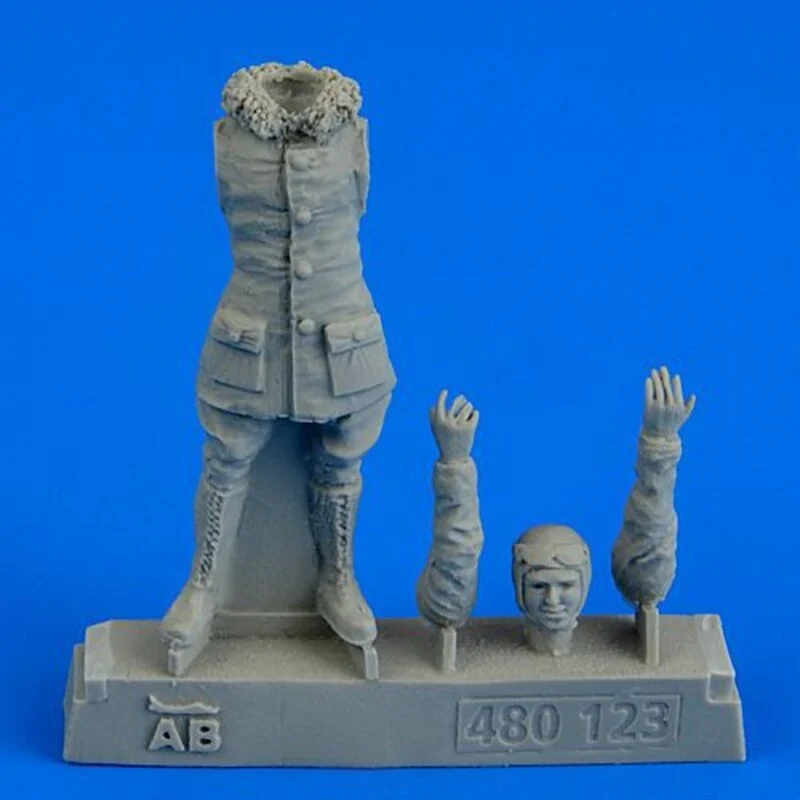 Aires Figurine German And Austro-Hungarian Fighter Pilot WWI. (1914-1918) 1 Aires Figurine German And Austro-Hungarian Fighter Pilot WWI. (1914-1918)