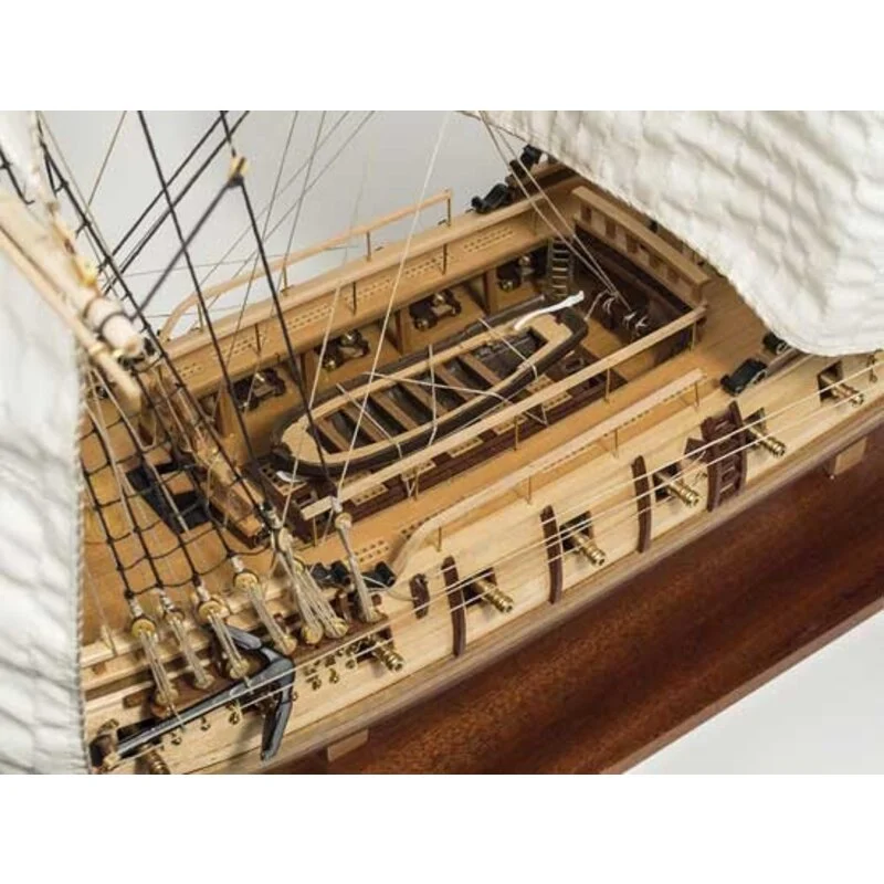 Constructo Maquette Bateau La Flore 3 Constructo Maquette Bateau La Flore – Image 3