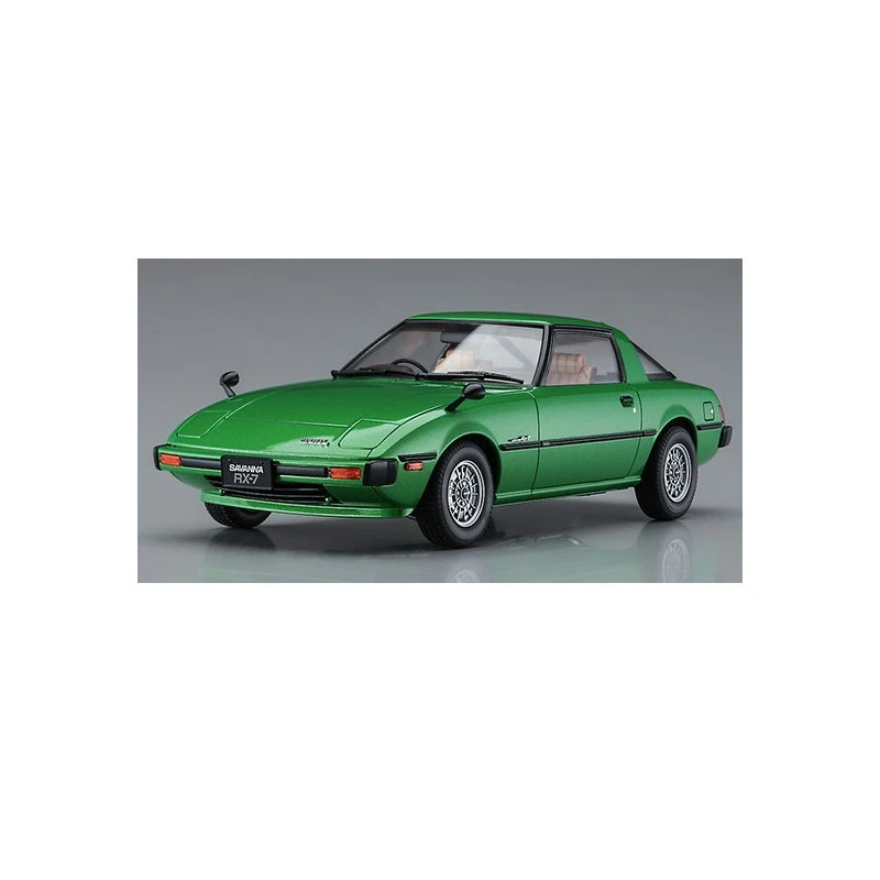 Hasegawa Maquette Mazda Savanna RX-7 (SA22C) 1 Hasegawa Maquette Mazda Savanna RX-7 (SA22C)
