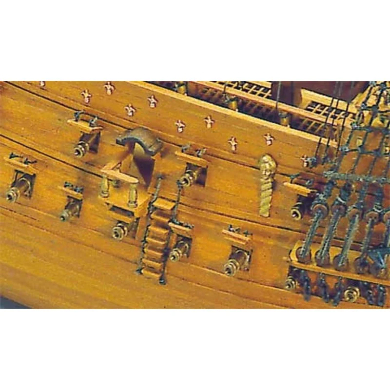 Mantua Maquette Bateau La Couronne 2 Mantua Maquette Bateau La Couronne – Image 2