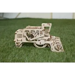 UGEARS Maquette Moissonneuse-batteuse 18 UGEARS Maquette Moissonneuse-batteuse -Maquettes en métal Soldes ugears 8412013 moissonneuse batteuse 7