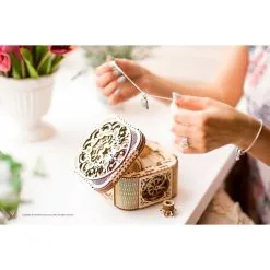 UGEARS Maquette Coffre Au Tresor -Maquettes en métal Soldes ugears 8412059 coffre au tresor 16