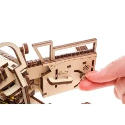 UGEARS Maquette Cabriolet Rêve VM-05 43 UGEARS Maquette Cabriolet Rêve VM-05 -Maquettes en métal Soldes ugears 8412096 cabriolet reve vm 05 14