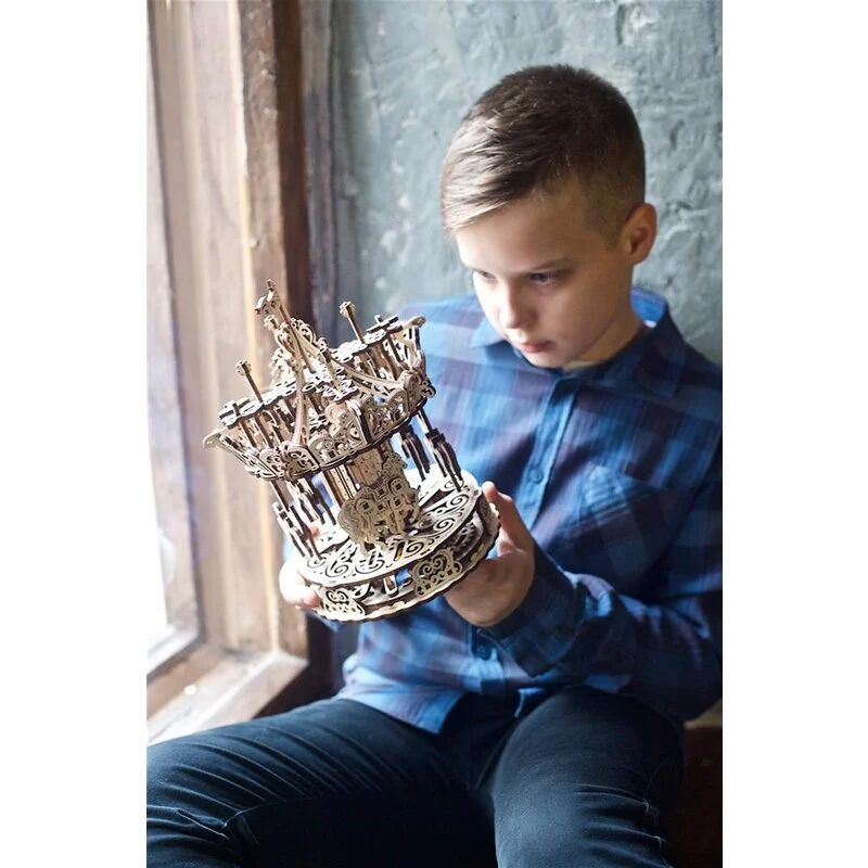 UGEARS Maquette Manège 14 UGEARS Maquette Manège – Image 14