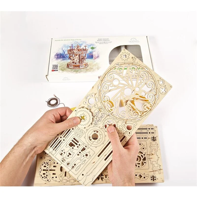 UGEARS Maquette Manège 10 UGEARS Maquette Manège – Image 10