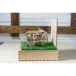 UGEARS Tracteur 11 UGEARS Tracteur -Maquettes en métal Soldes ugears 8412901 tracteur 3
