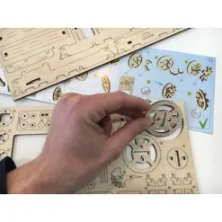 UGEARS Tracteur 15 UGEARS Tracteur -Maquettes en métal Soldes ugears 8412901 tracteur 7