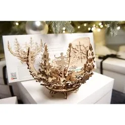 UGEARS Boîte à Fleur 13 UGEARS Boîte à Fleur -Maquettes en métal Soldes ugears 8412902 boite a fleur 5