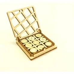 WOODEN CITY Maquette Petit Jeu De Plateau Tic Tac Toe № 1 -Maquettes en métal Soldes wooden city wg201 petit jeu de plateau tic tac toe 1 8