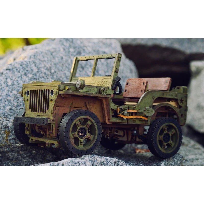 WOODEN CITY Maquette 4x4 10 WOODEN CITY Maquette 4x4 – Image 10