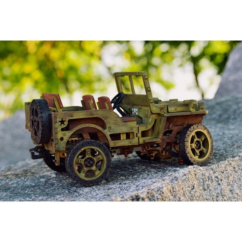 WOODEN CITY Maquette 4x4 12 WOODEN CITY Maquette 4x4 – Image 12