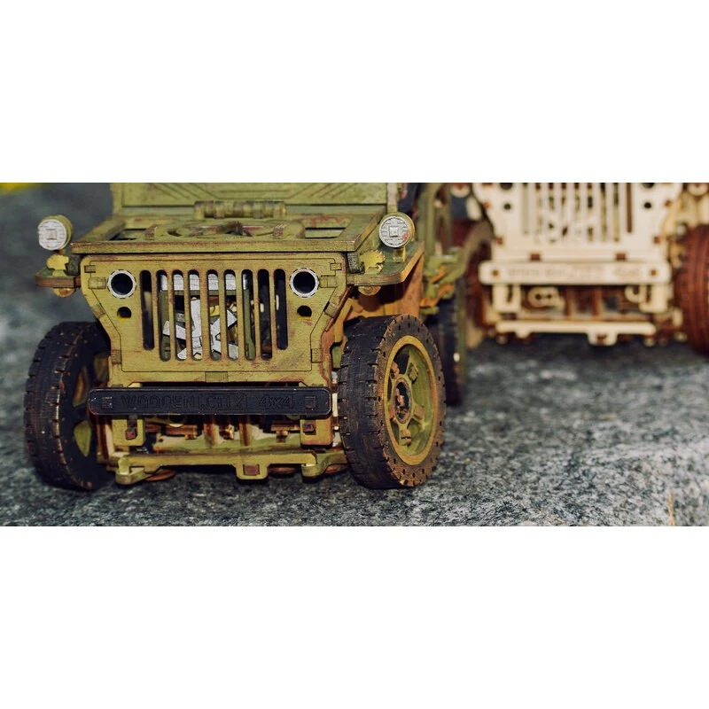 WOODEN CITY Maquette 4x4 24 WOODEN CITY Maquette 4x4 – Image 24